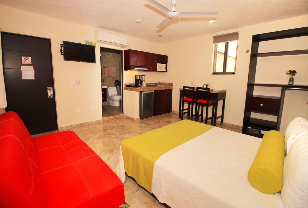 Papagayo Hotel Boutique Playa del Carmen Exterior photo A studio apartment