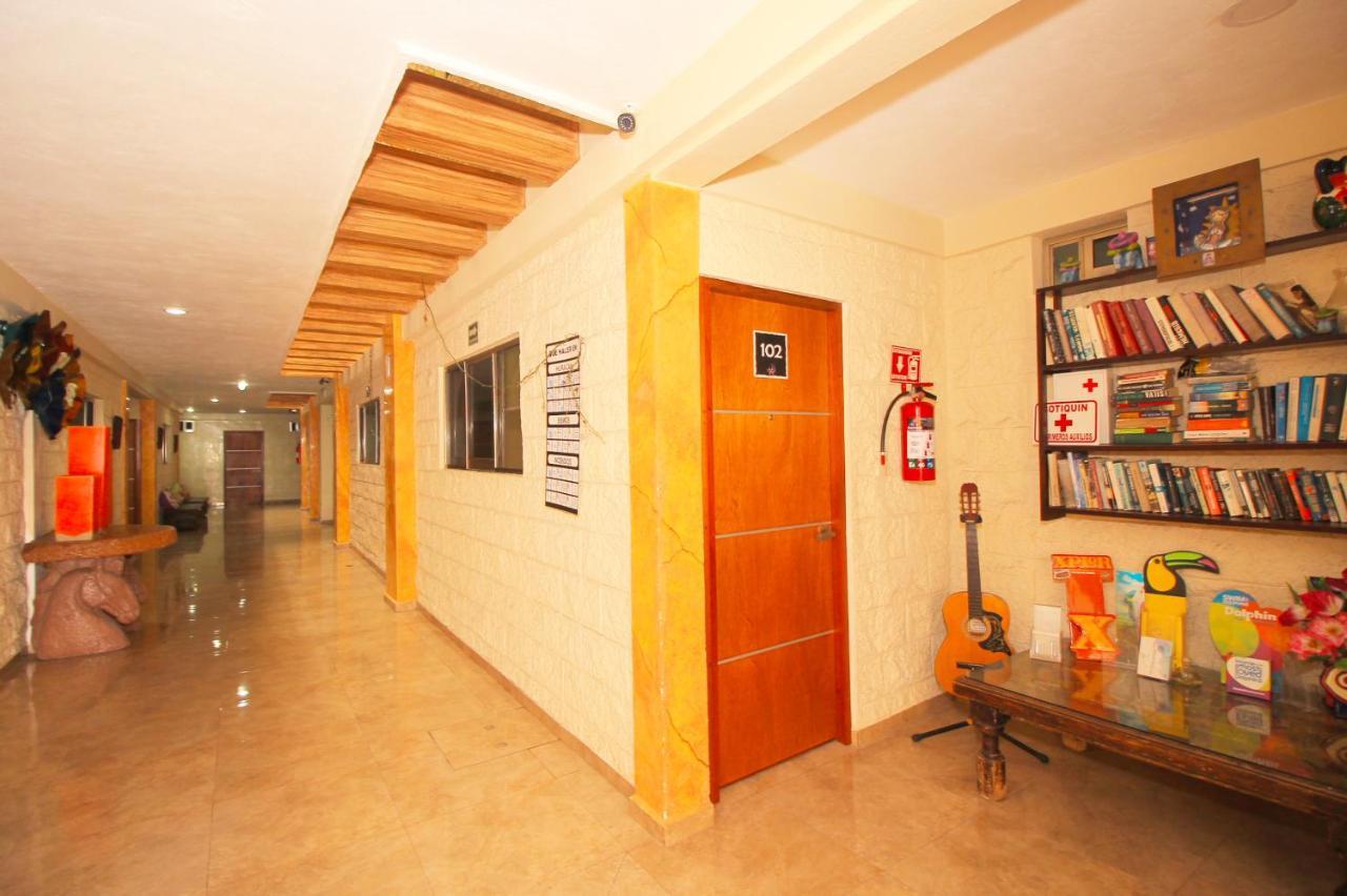 Papagayo Hotel Boutique Playa del Carmen Exterior photo Library
